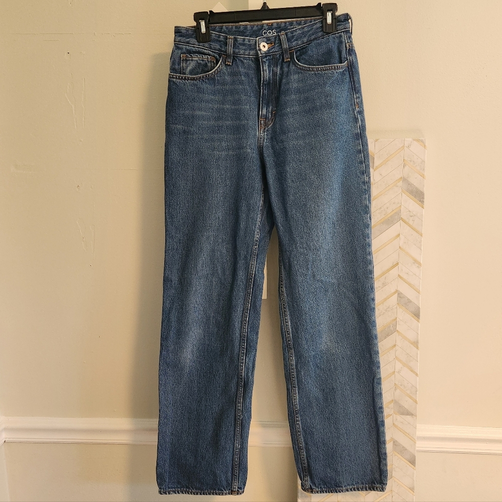 COS Loose Straight High Rise Full Length Jeans - Medium Wash Denim